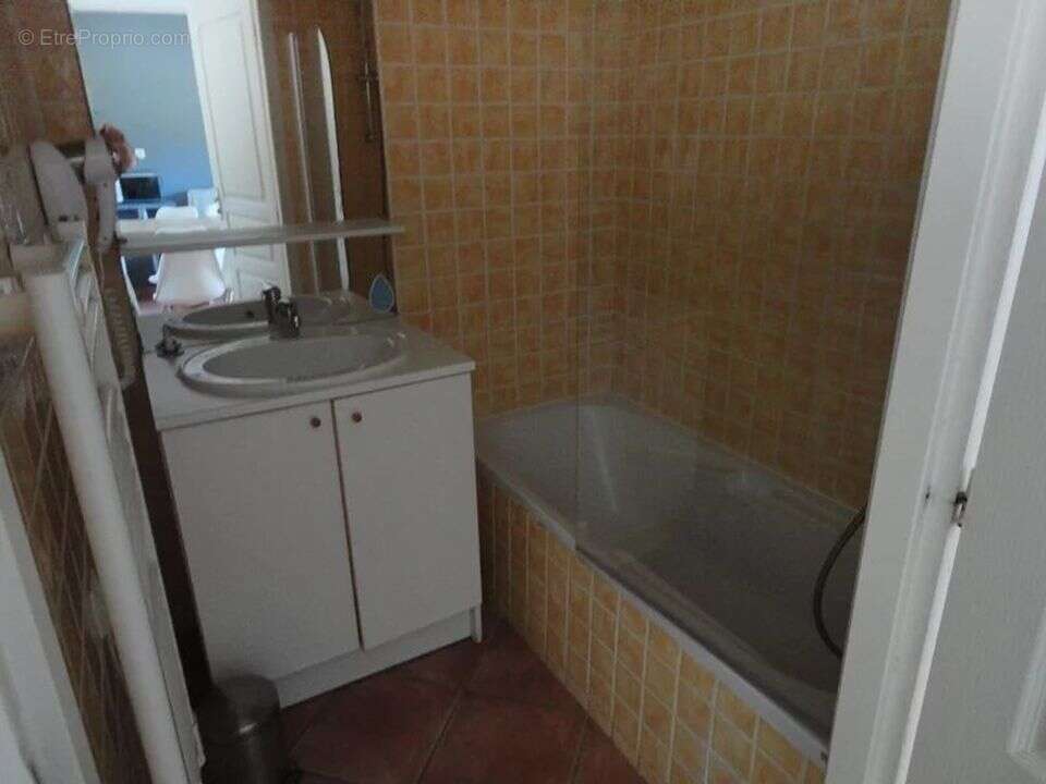 Appartement à GREOUX-LES-BAINS