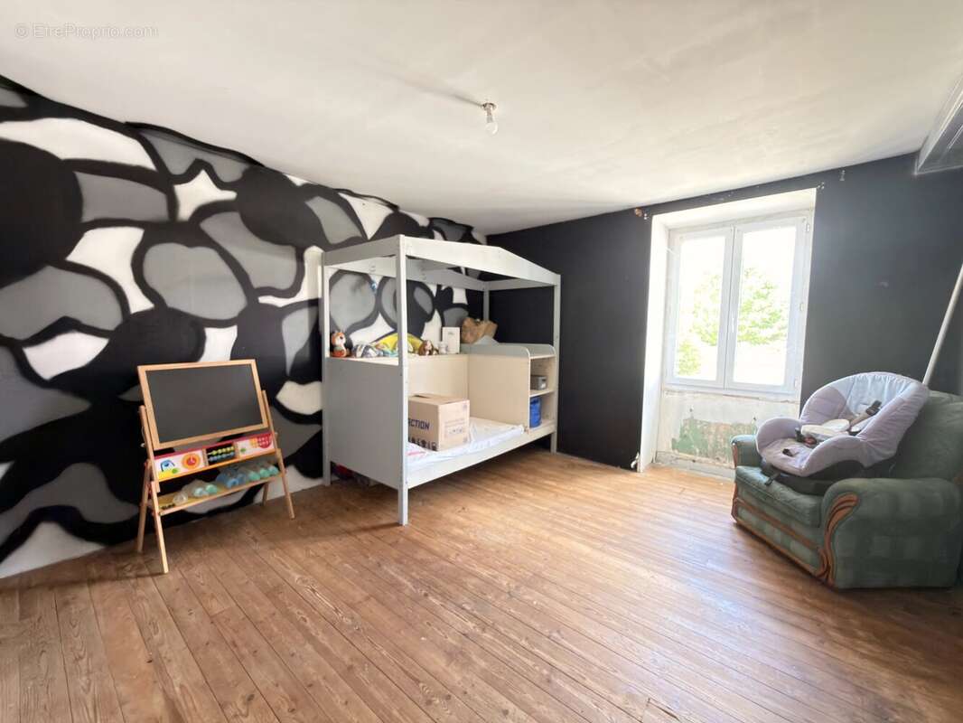 Maison à MONTJEAN