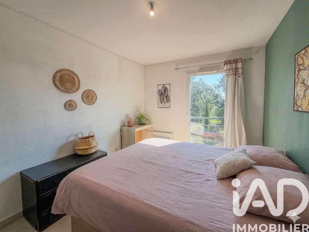 Photo 7 - Appartement à ROQUEBRUNE-SUR-ARGENS