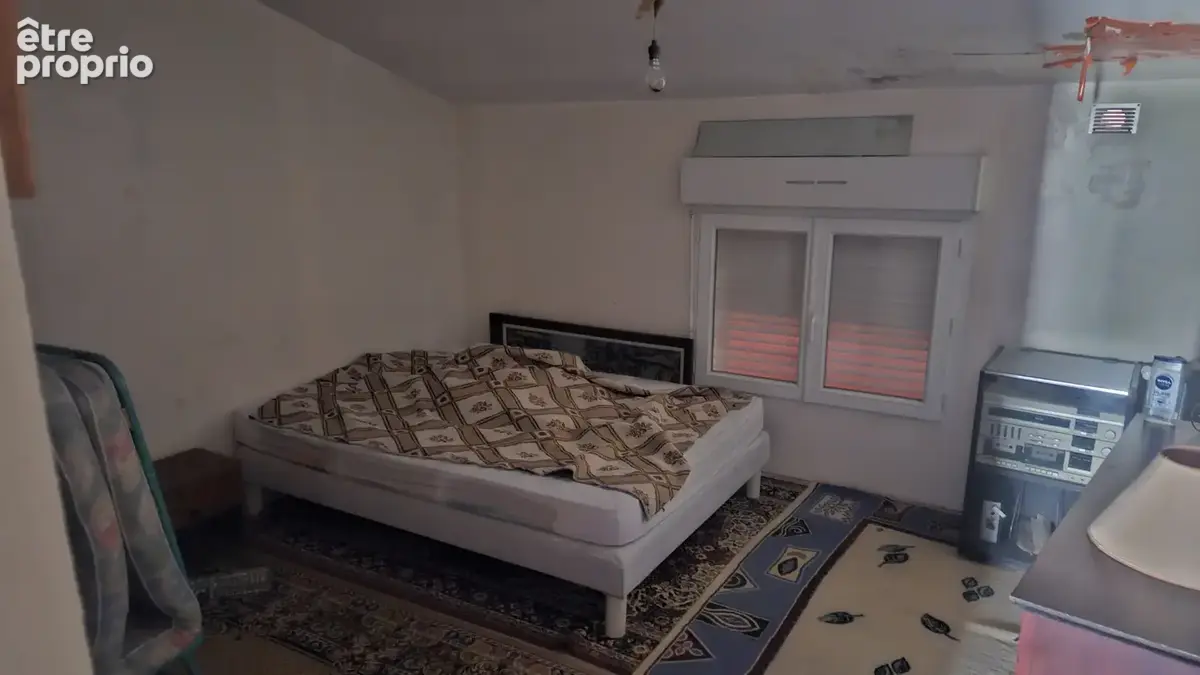 LE DORAT (87) — Maison de ville avec terrain, 4 à 5 chambres — beau potentiel, travaux à prévoir - photo 18