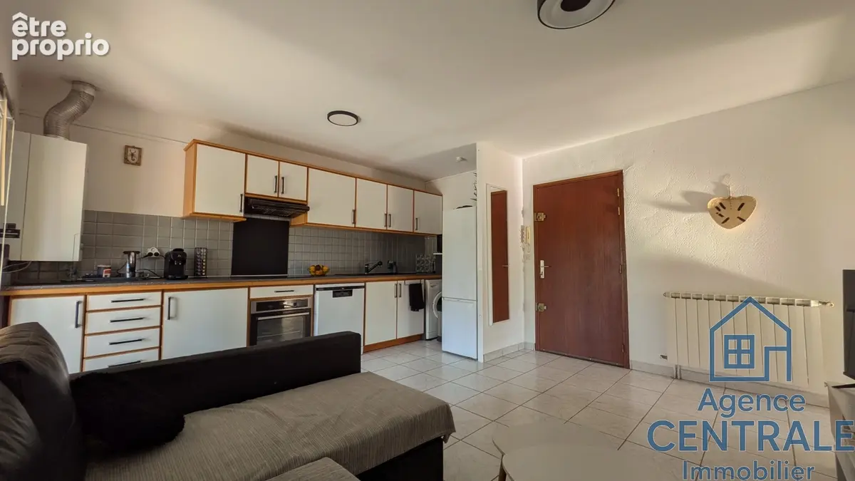 Appartement 2 pièces 40 m² à vendre à La Ciotat (13600) - photo 2