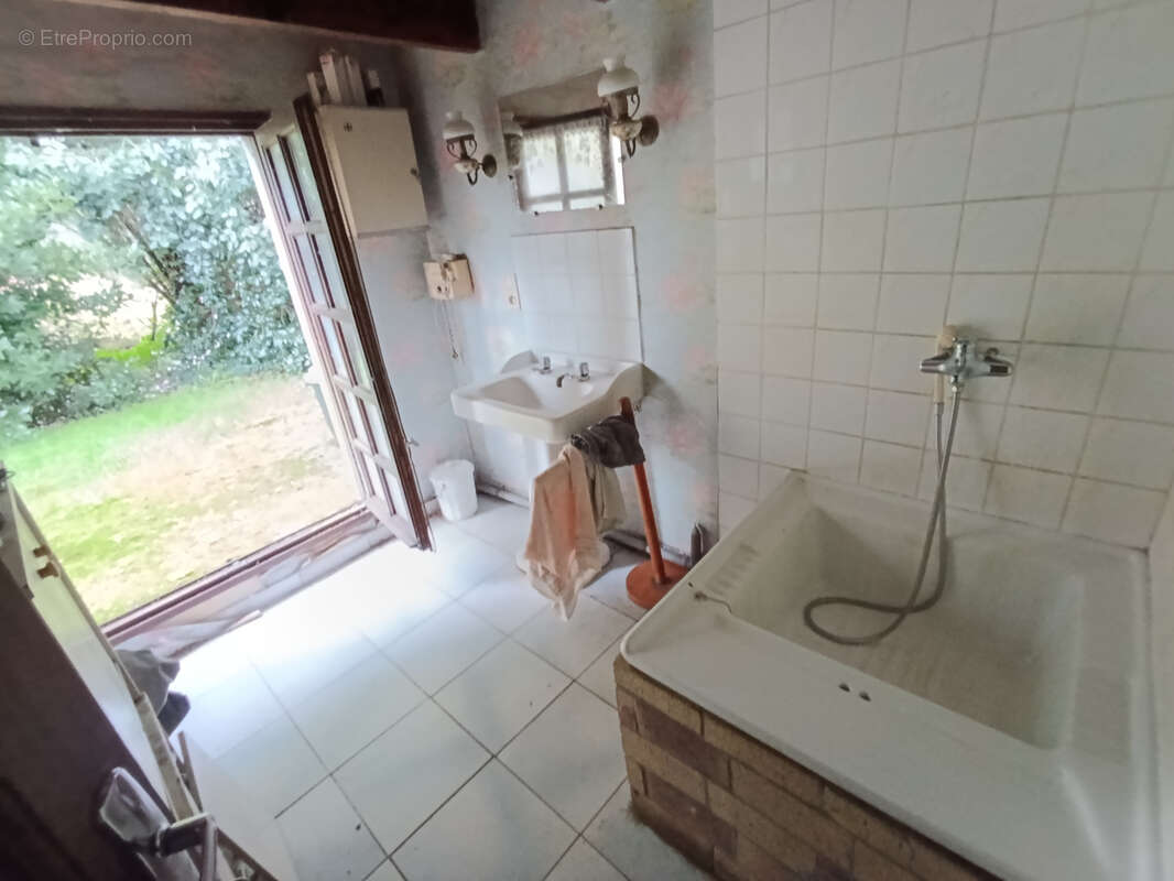 Maison à SAINTE-PIENCE