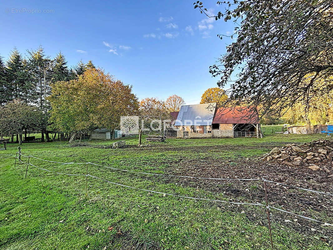 Maison à LA SELLE-LA-FORGE