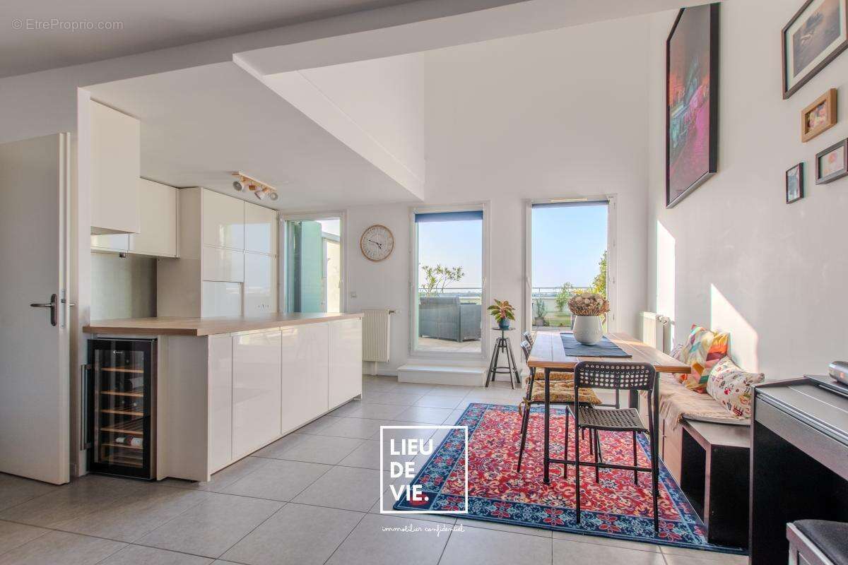 Appartement à BORDEAUX