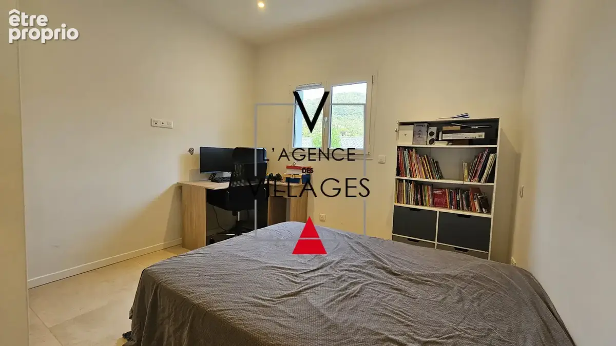 RARE , Bas de villa de plein pied Neuf  avec jardin privatif de 450M 2 - photo 14