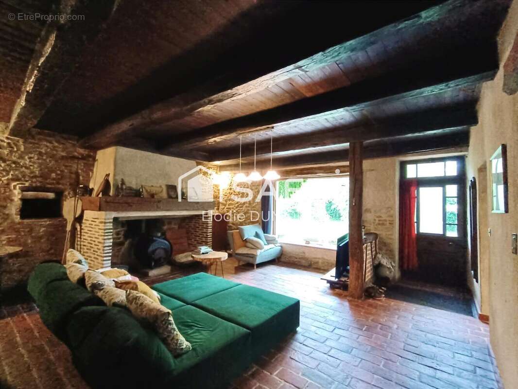 Photo 7 - Maison à DOMMARTIN-LES-CUISEAUX