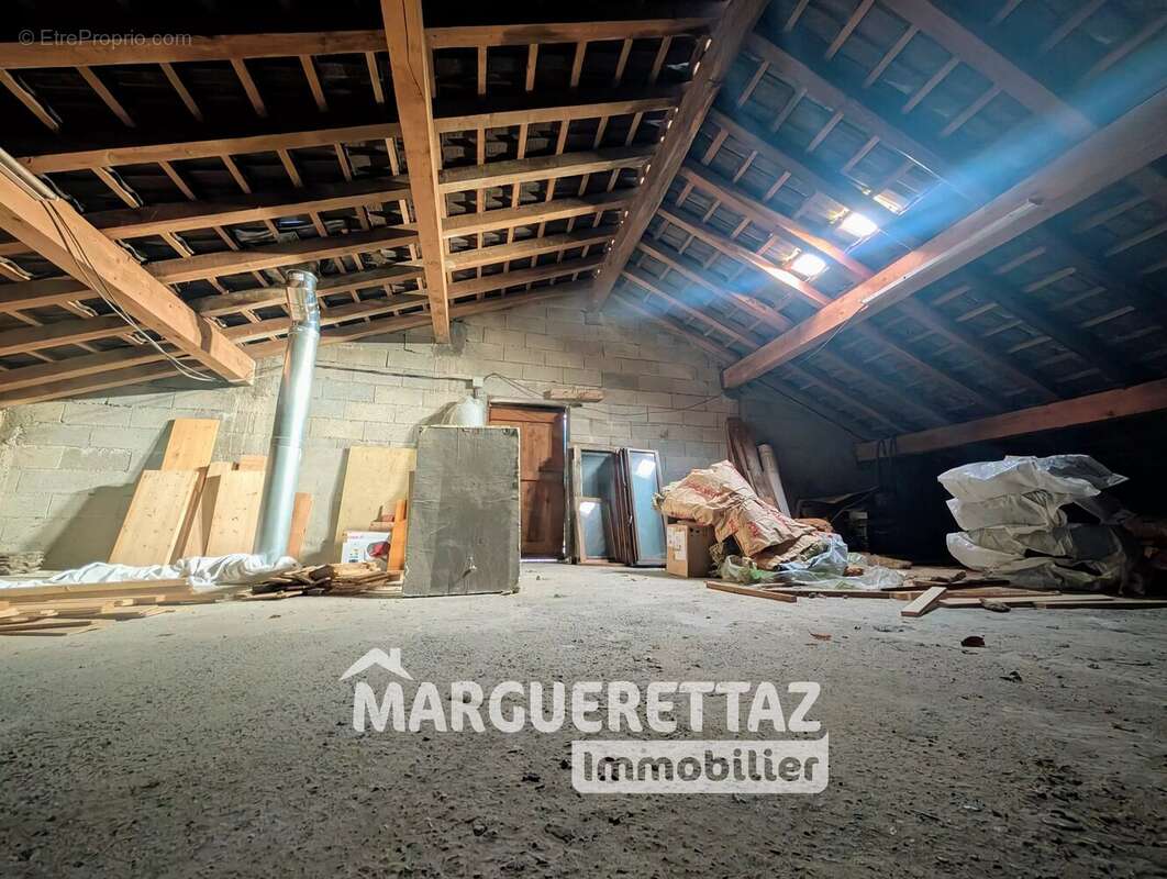 Maison à SAINT-JEOIRE