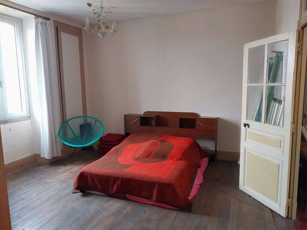 Maison à ARGENTON-SUR-CREUSE