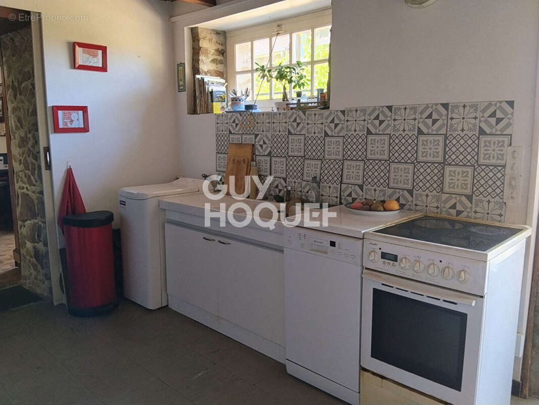 Maisons de charme - 130 m² - LANVALLAY (22100 ) - photo 3