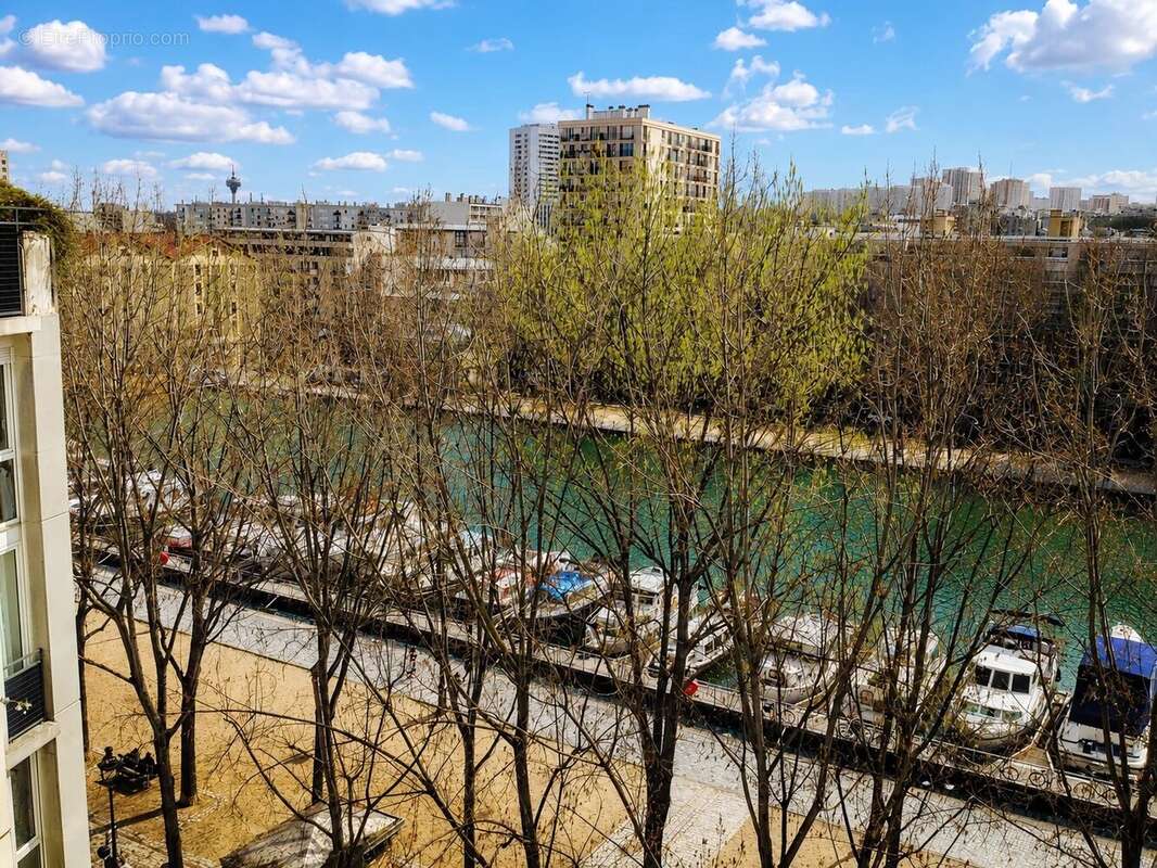Appartement à PARIS-19E