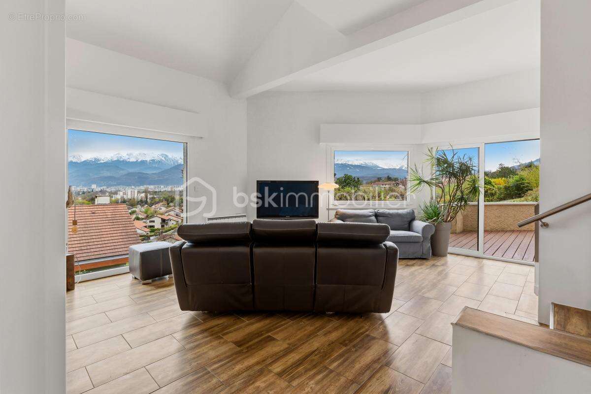 Maison à SEYSSINET-PARISET