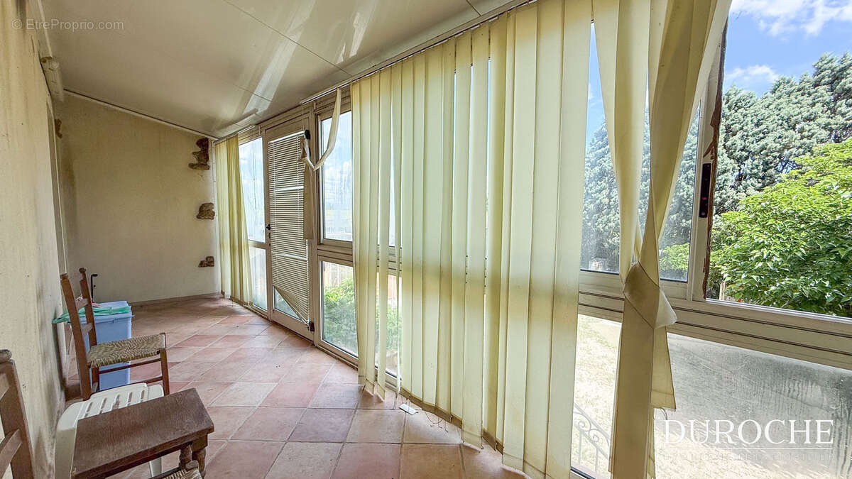 Maison à COURTHEZON