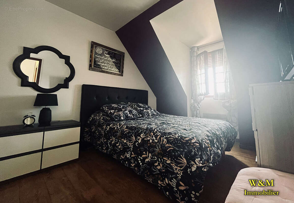 Maison à VIRY-CHATILLON