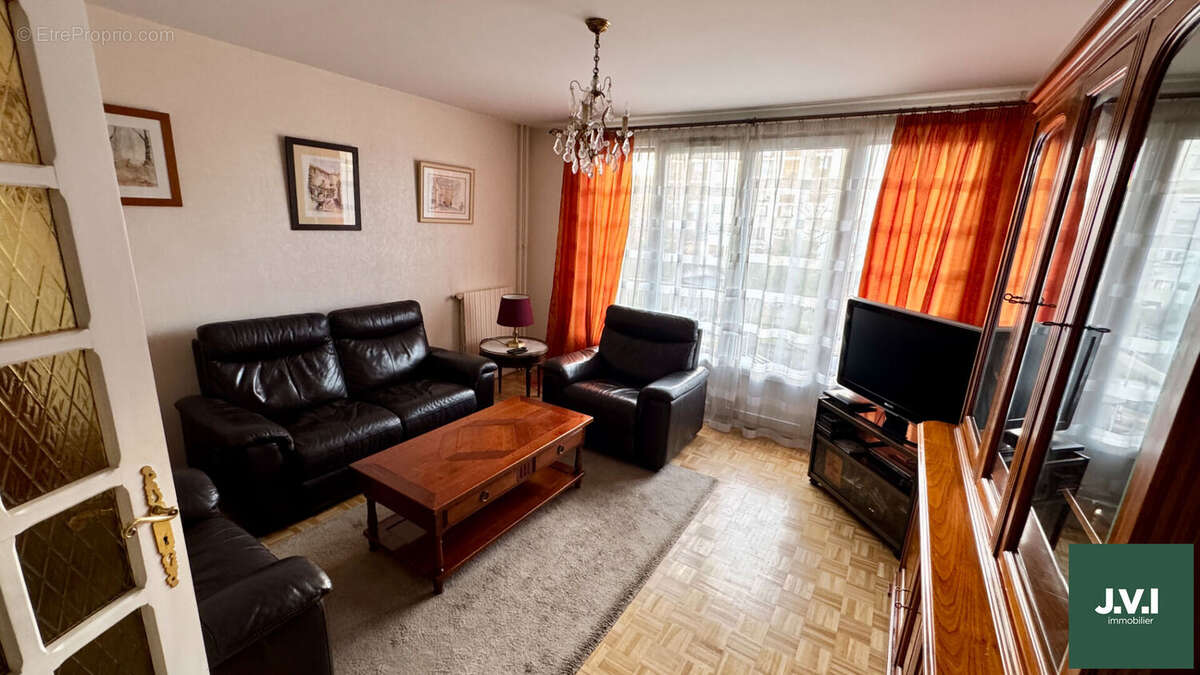Appartement à EPINAY-SUR-SEINE