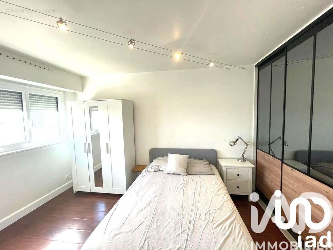 Photo 7 - Appartement à COURBEVOIE