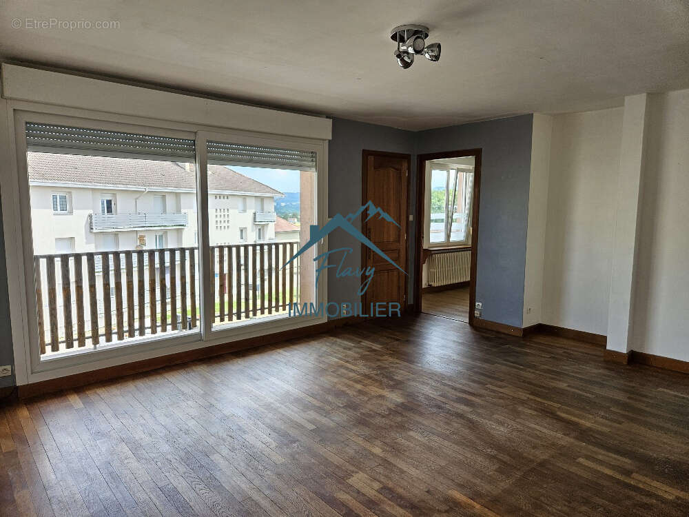 Appartement à BRUYERES