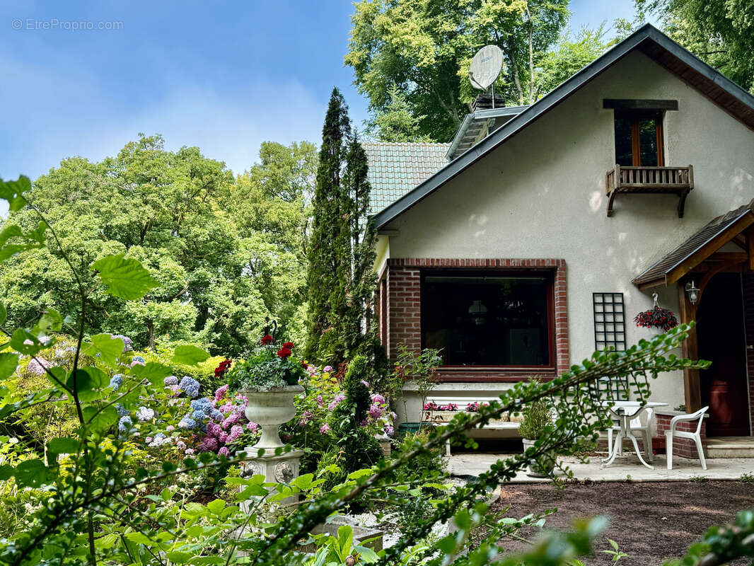 Maison de charme au cœur du Bois de Cise, dans un écrin de verdure - photo 3