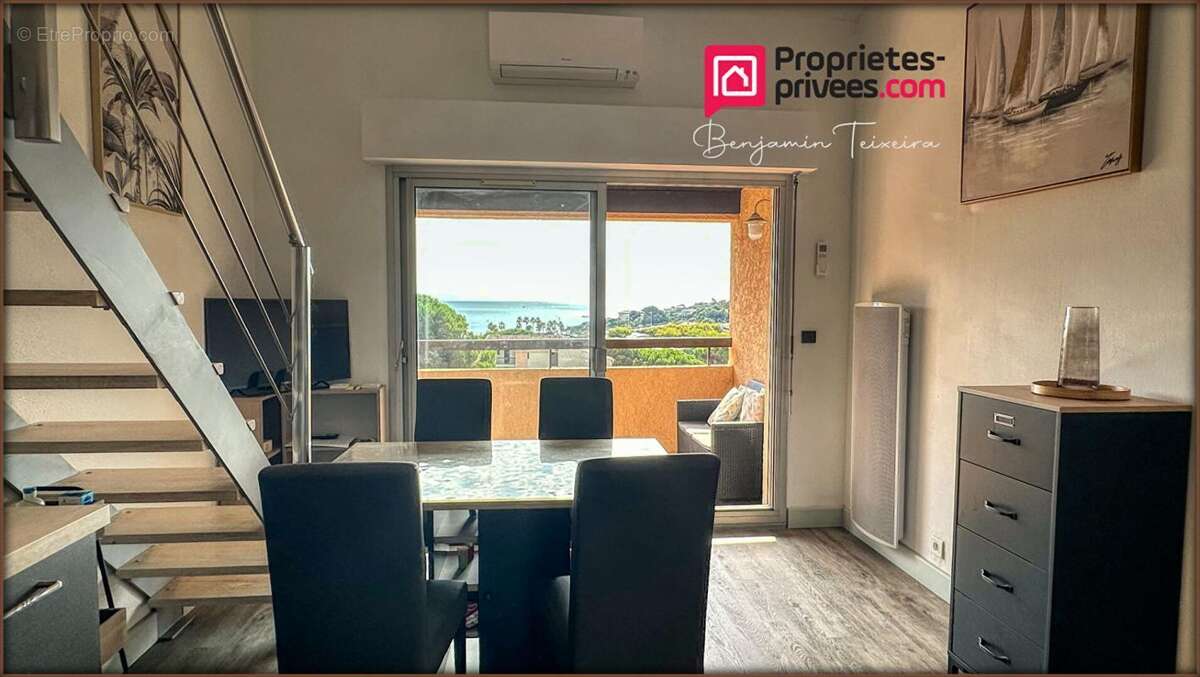 Appartement à ROQUEBRUNE-SUR-ARGENS