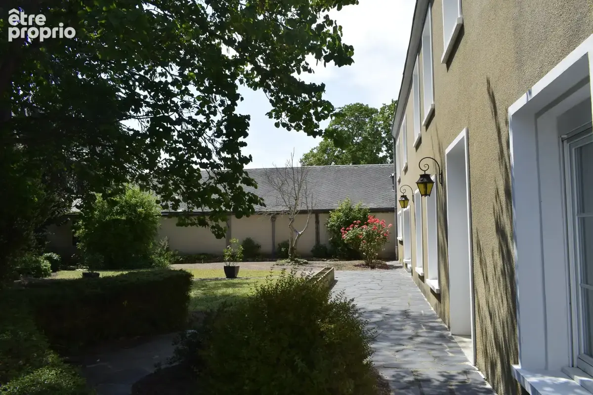 Belle propriété, ancien prieuré, au cœur de Restigné - photo 24