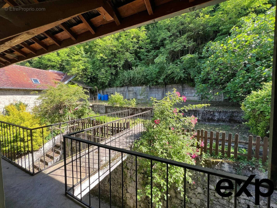 Appartement à LE PONT-DE-BEAUVOISIN