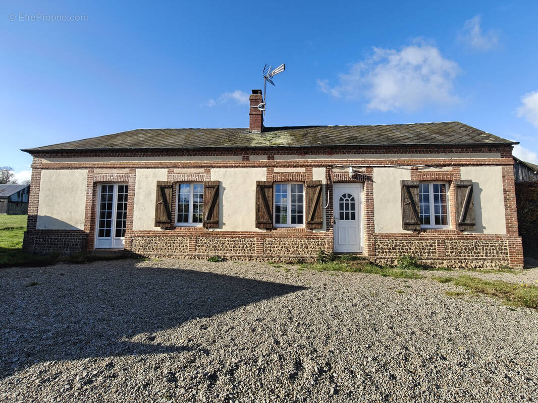 Maison à MONTREUIL-L&#039;ARGILLE