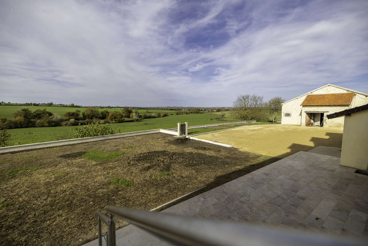Maison à SERMOISE-SUR-LOIRE