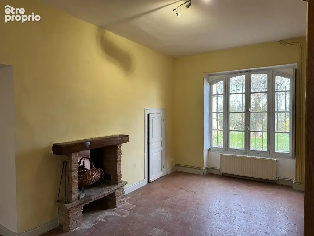 Maison d'époque avec maison d'amis et grand parc. - photo 17