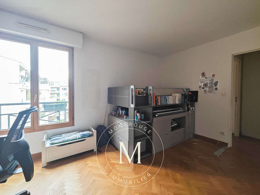 Appartement à MONTROUGE