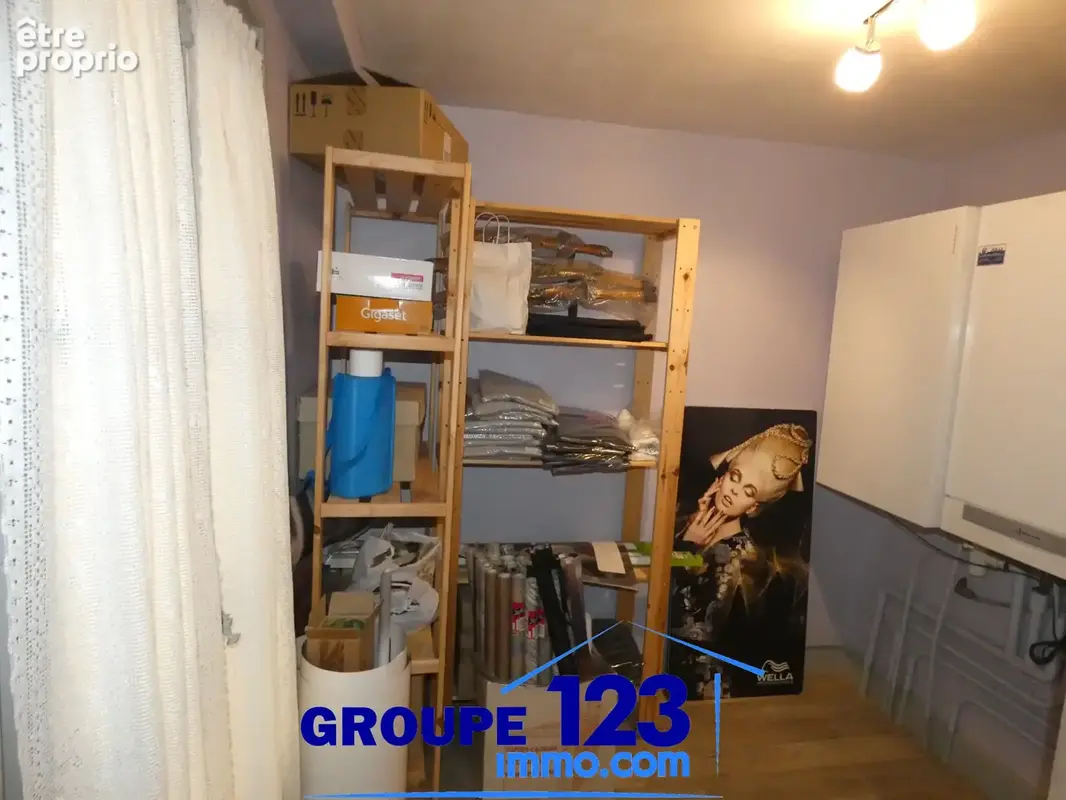 Maison et local commercial - photo 9