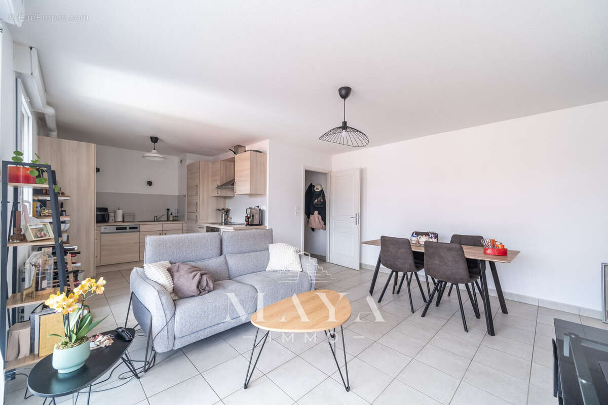Sierentz, Appartement F3 avec parking et cave. - photo 2