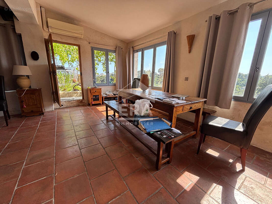 Maison à CAGNES-SUR-MER