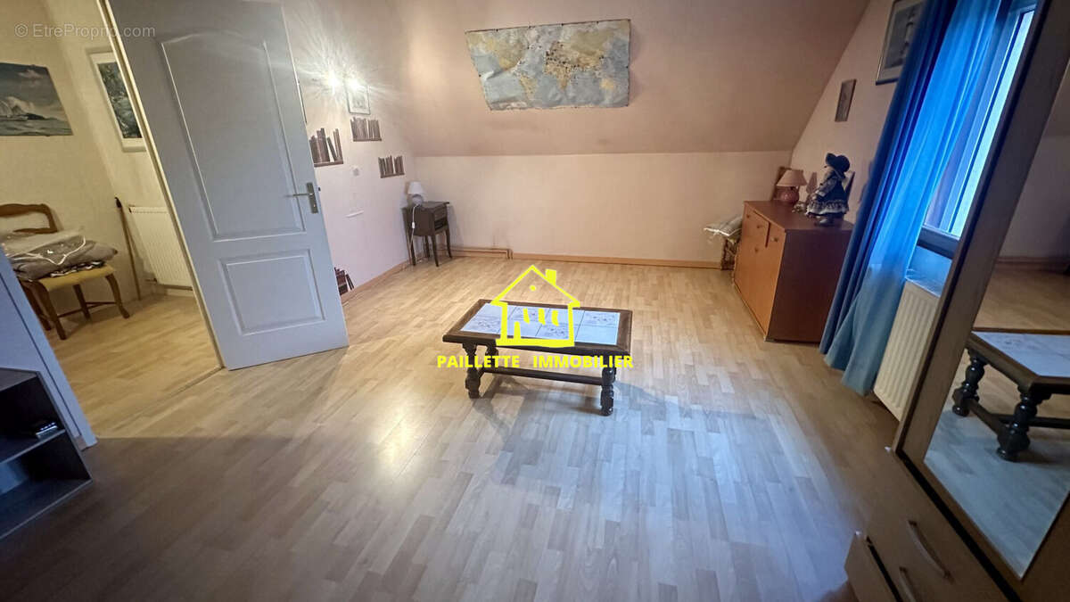 Maison à MONTIVILLIERS