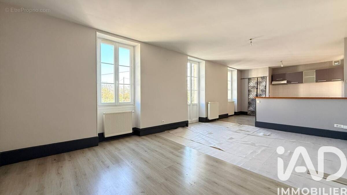 Photo 1 - Appartement à GUEUGNON