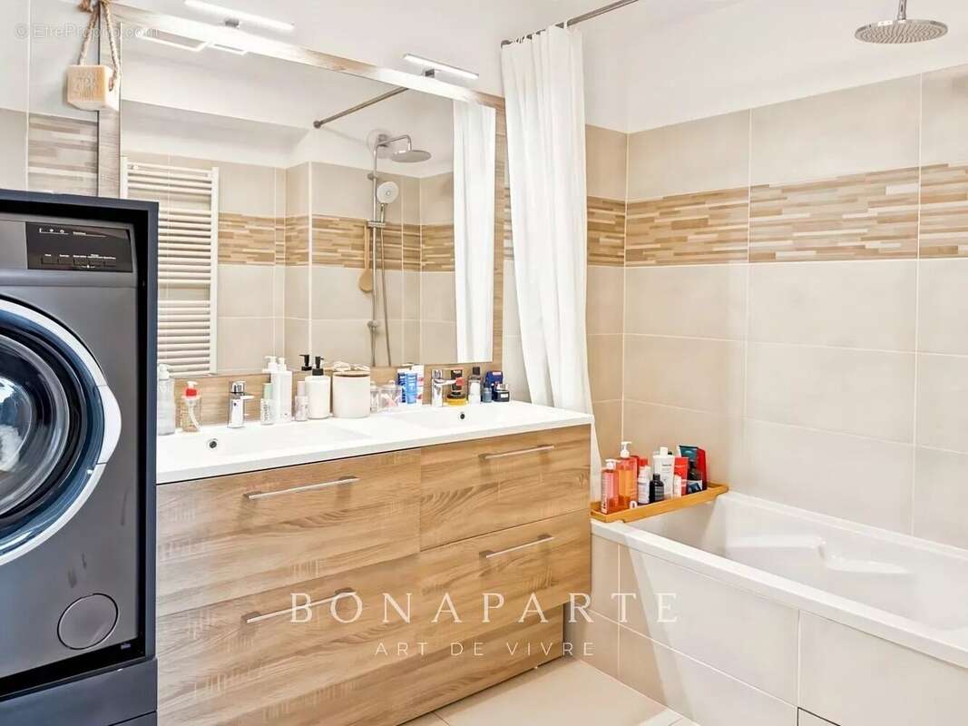 Appartement à FERNEY-VOLTAIRE