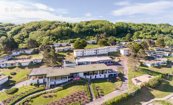 Maison à COLLEVILLE-SUR-MER