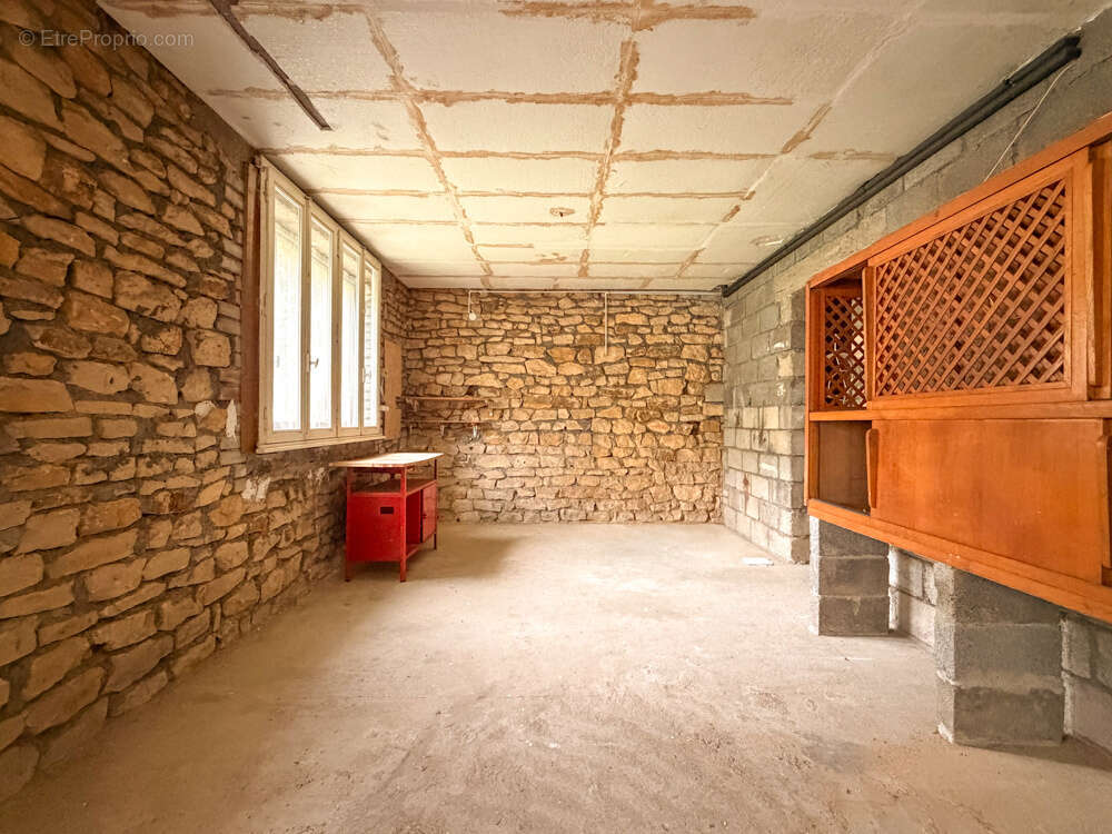 Maison à MOUTIERS
