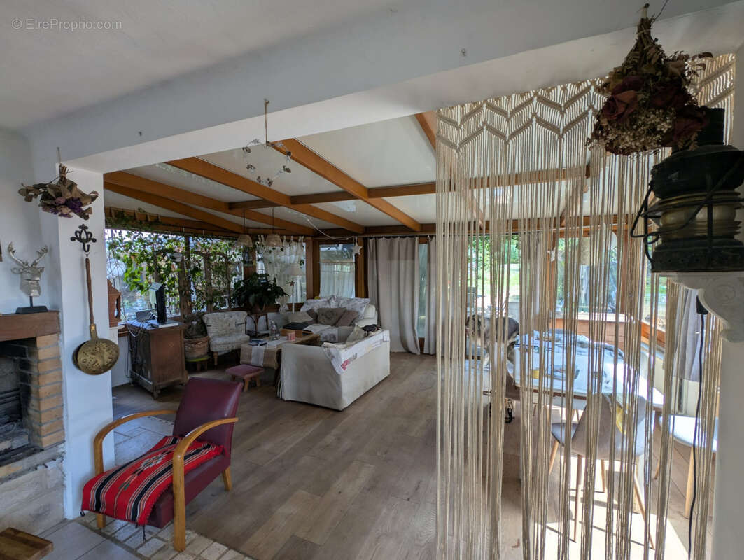 Maison 6 pièces - 135m2 - MENNECY - photo 2