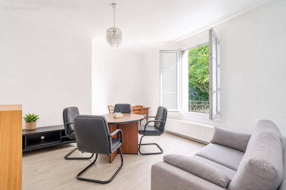 Appartement à ASNIERES-SUR-SEINE