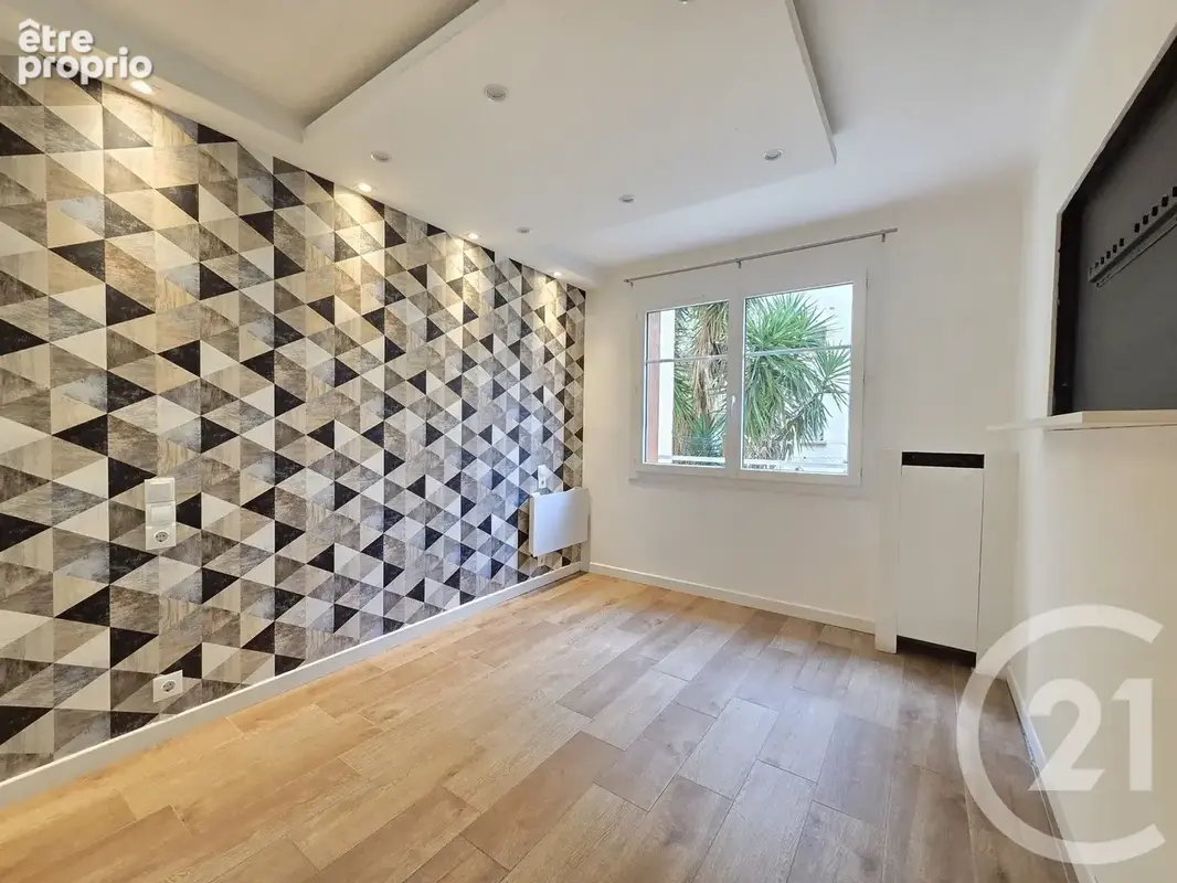 Appartement 3 pièces 52 m² à vendre à Toulon (83200) - photo 4