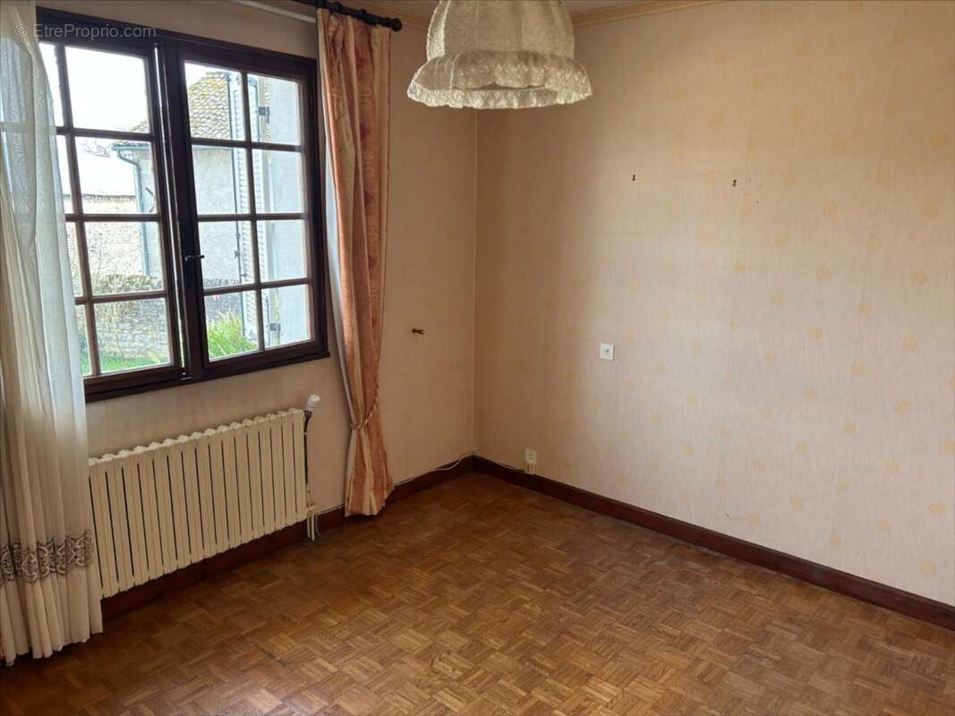 Maison à MARIGNY-BRIZAY