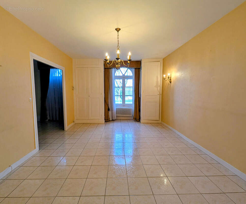 Maison 177 m² à Amboise  - photo 7