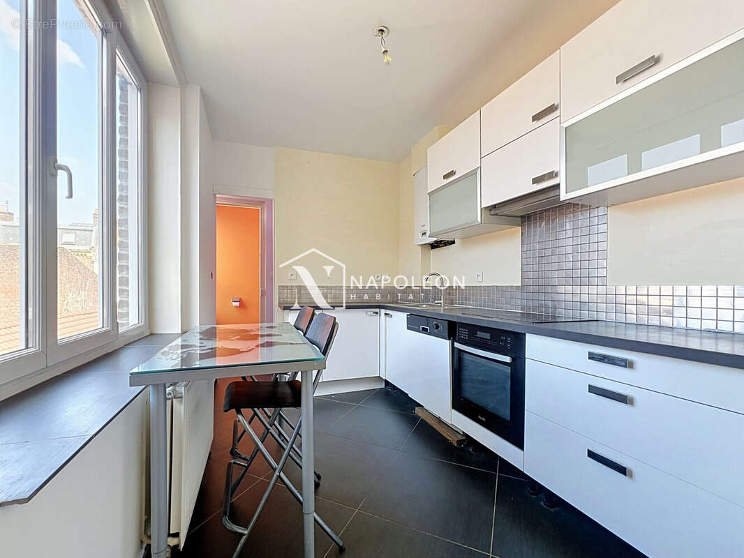 Appartement 52 m² à Lille  - photo 4