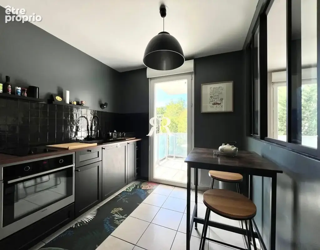 Appartement 2 chambres avec balcon, garage et cave - photo 9