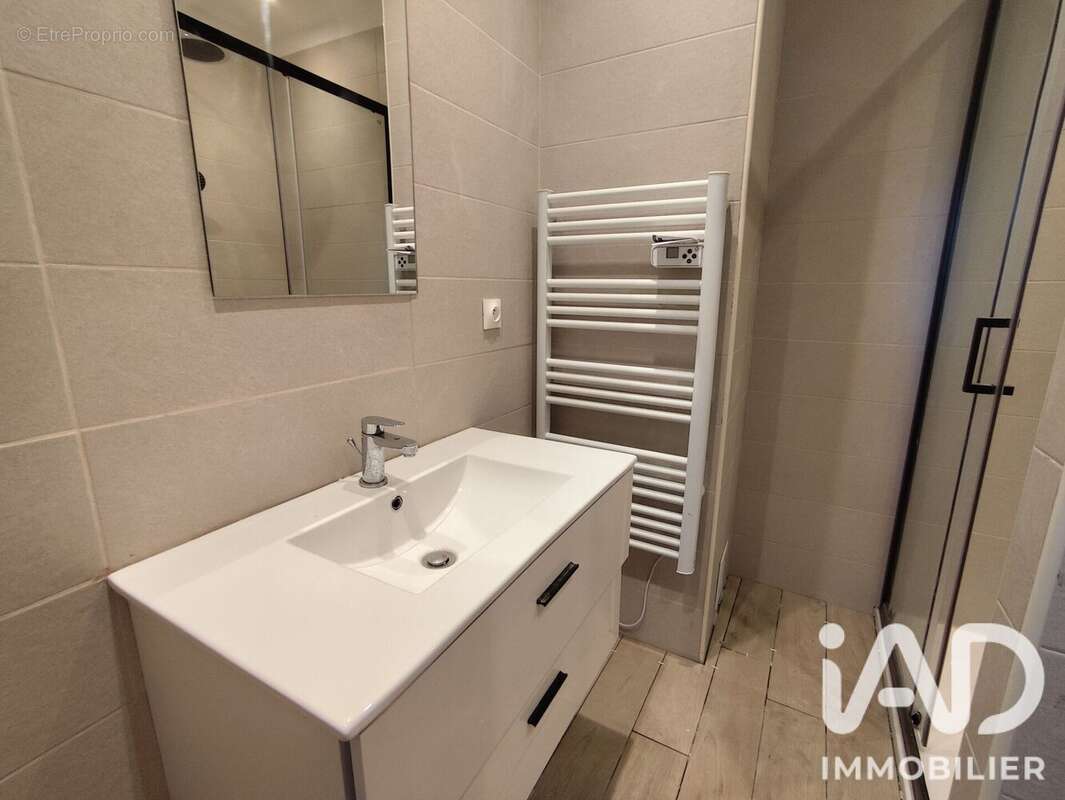 Appartement 50 m² à Aveze  - photo 6