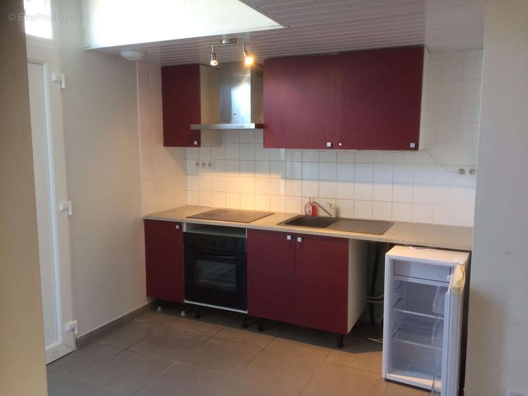 Appartement à MONTAIGNAC-SAINT-HIPPOLYTE