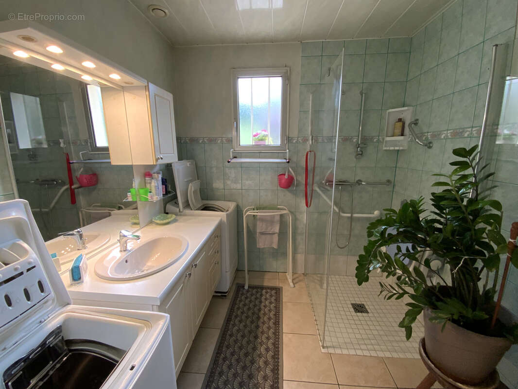 Maison à VILLERSEXEL