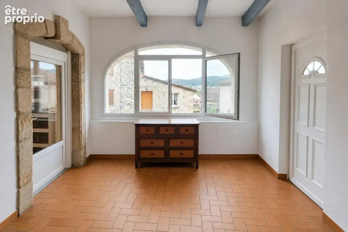 Maison en pierre rénovée à Saint-Paul-le-Jeune - photo 9
