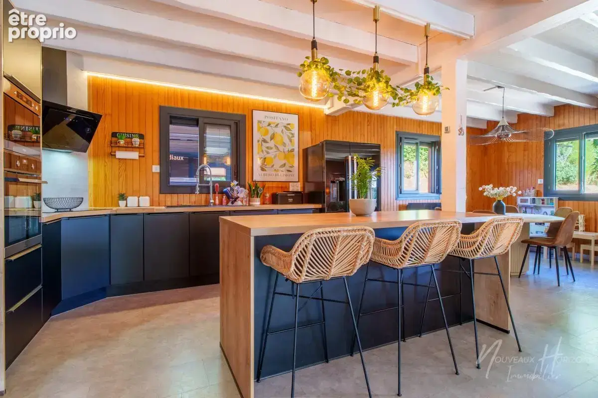 Maison 158 m² à Condat-Sur-Vienne  - photo 2
