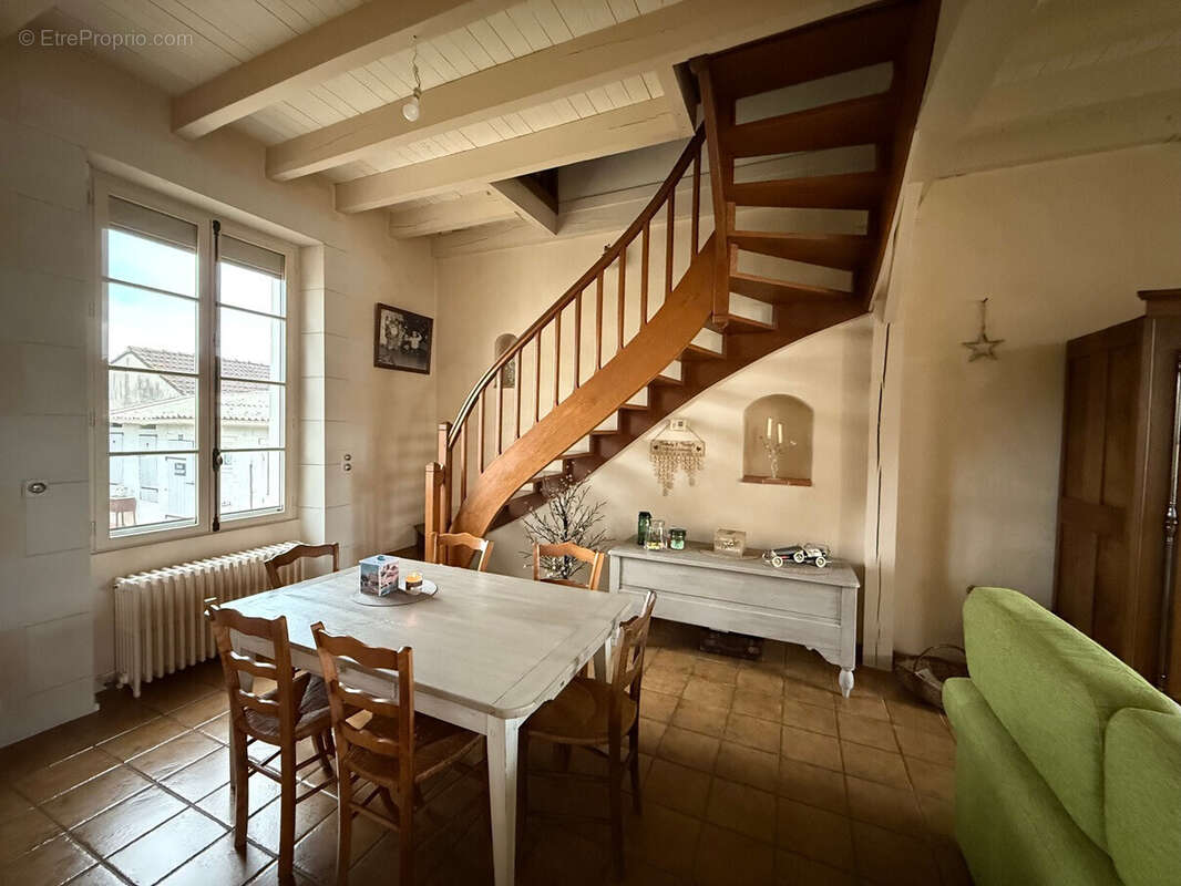 Maison à NEUVY-PAILLOUX