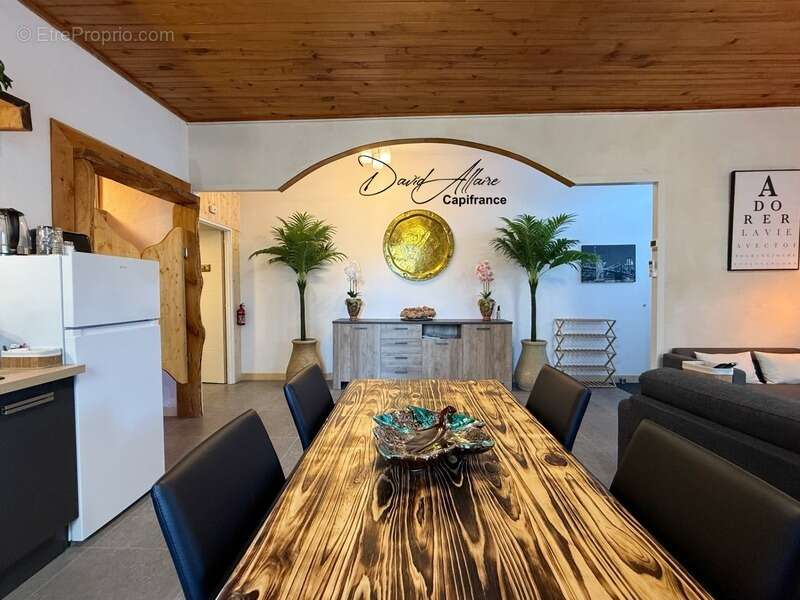 Appartement à LARAGNE-MONTEGLIN